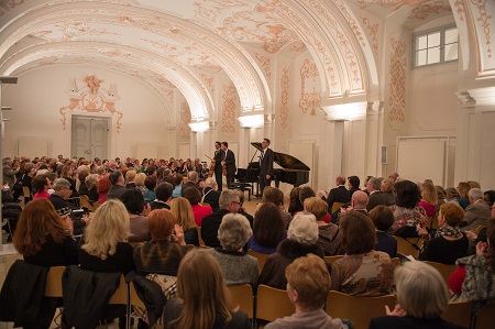 Benefizkonzert Eggner Trio / foto-kerschi.at/Werner Kerschbaummayr, Weilling 12, 4490 St. Florian bei Linz, Werner Kerschbaummayr Benefizkonzert Eggner Trio Fotos: © Stift St.Florian/Werner Kerschbaummayr
