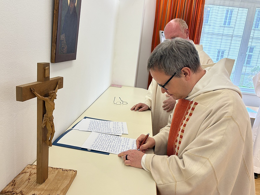 P. Sebastian Maly trat 2013 in das Noviziat der Jesuiten ein. / SJ-Bild P. Sebastian Maly trat 2013 in das Noviziat der Jesuiten ein.