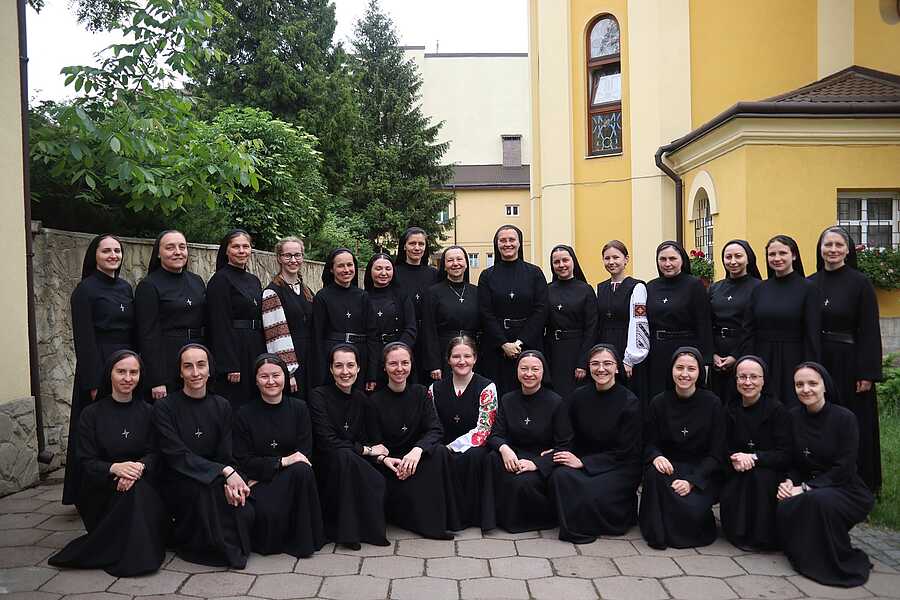 Die Missionsschwestern vom heiligsten Erlöser wirken in der Ukraine in fünf Häusern. / MSsR Die Missionsschwestern vom heiligsten Erlöser wirken in der Ukraine in fünf Häusern.