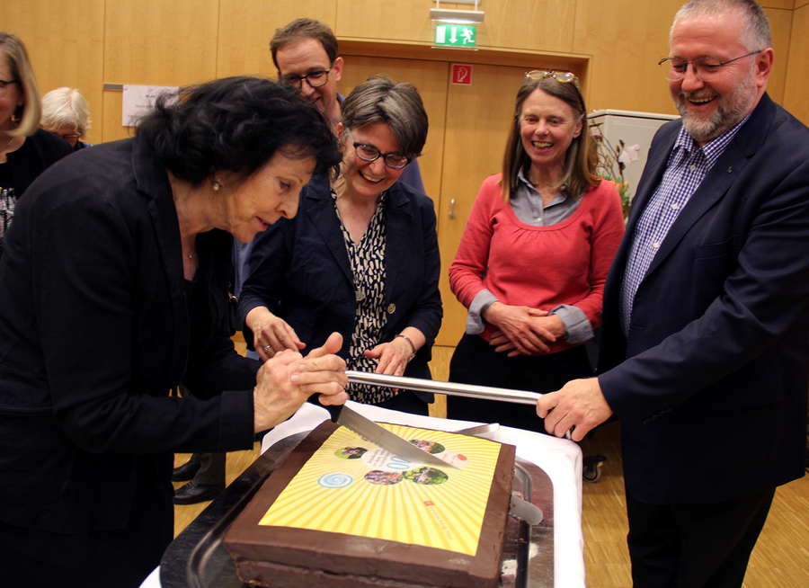Am 19. Februar 2024 wurde im Wiener Kardinal König Haus das Jubiläum des 100. Einführungskurses für Lebens-, Sterbe- und Trauerbegleitung gefeiert. / KKH Am 19. Februar 2024 wurde im Wiener Kardinal König Haus das Jubiläum des 100. Einführungskurses für Lebens-, Sterbe- und Trauerbegleitung gefeiert.