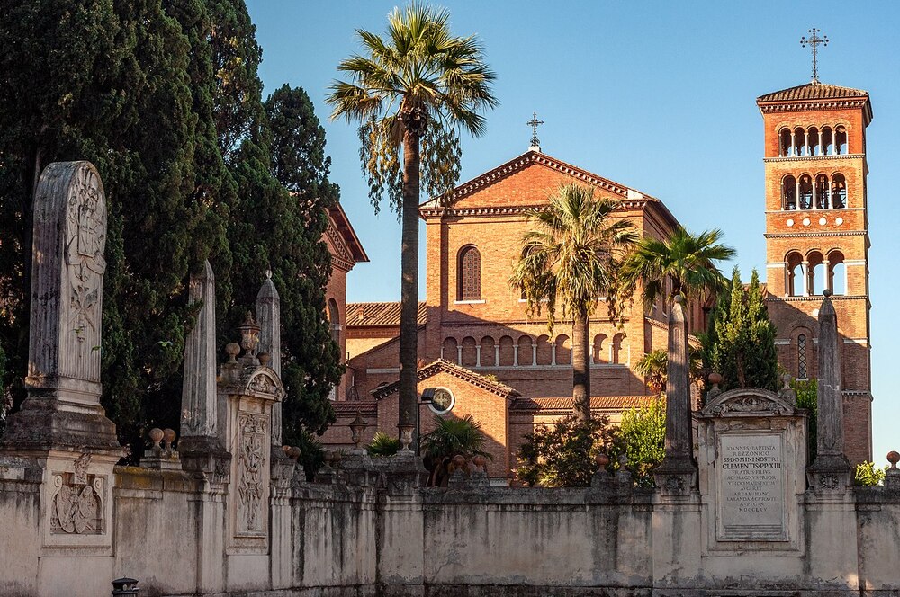 Sant'Anselmo / Simon Pi , CC BY-SA 4.0 , via Wikimedia Commons Sant'Anselmo