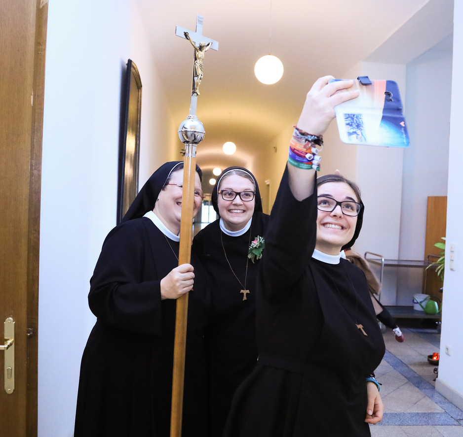 Ordensfrauen