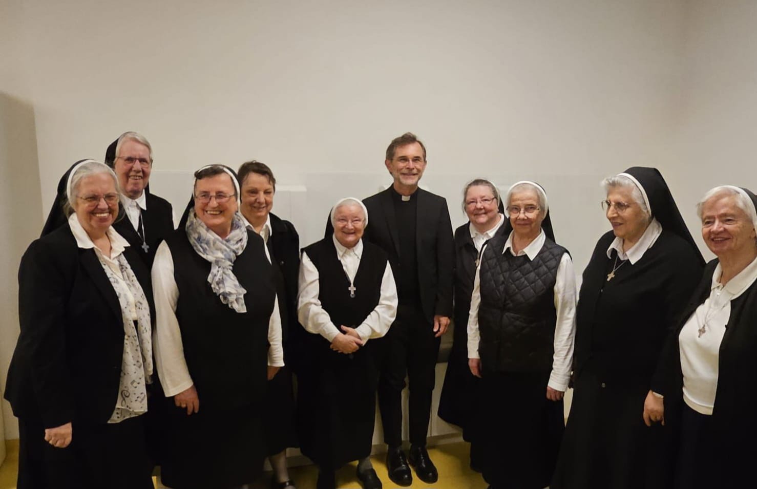 Klosterkirche Srn. vom Göttlichen Erlöser / Sabine Stangl Schwestern vom Göttlichen Erlöser