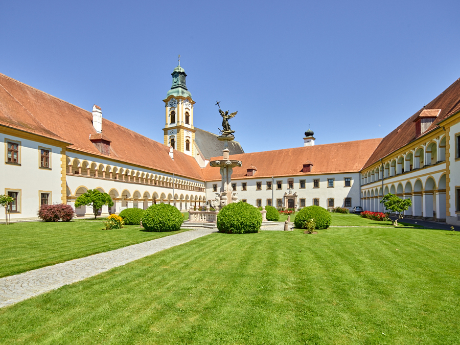 Stift Reichersberg / www.pedagrafie.de HyperFocal: 0
