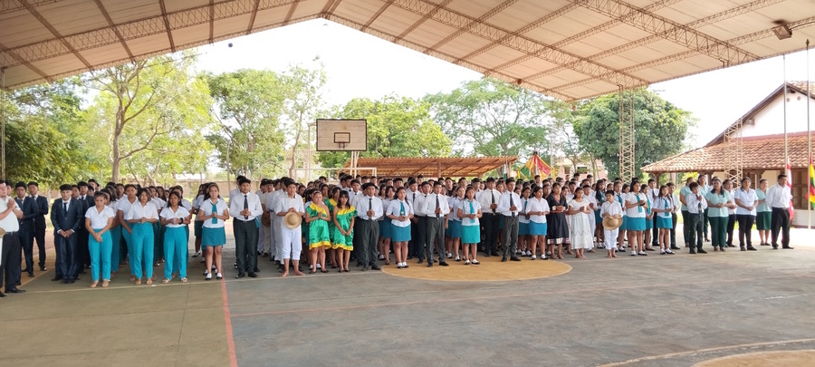 Schülerinnen und Schüler der Schule Granja Hogar / Frohbotinnen Schülerinnen und Schüler der Schule Granja Hogar