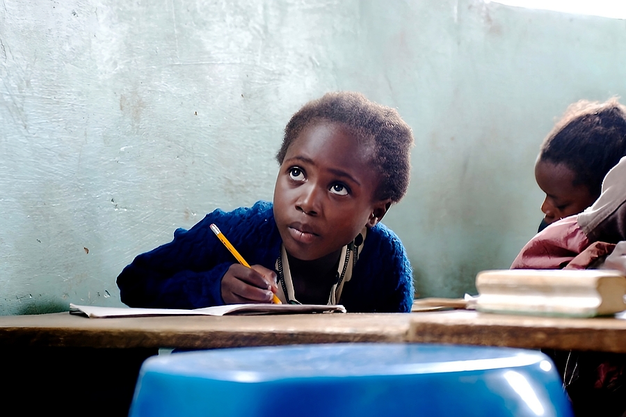 1,5 Millionen Kinder arbeiten in der Elfenbeinküste und Ghana auf Kakao-Farmen. Don Bosco-Projekte geben ihnen die Chance, aus dem Teufelskreis auszusteigen.