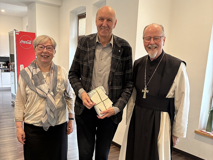 Auch P. Toni Witwer wurde als neuer Leiter des Jesuitenkollegs in Innsbruck in der Diözesankonferenz willkommen geheißen.