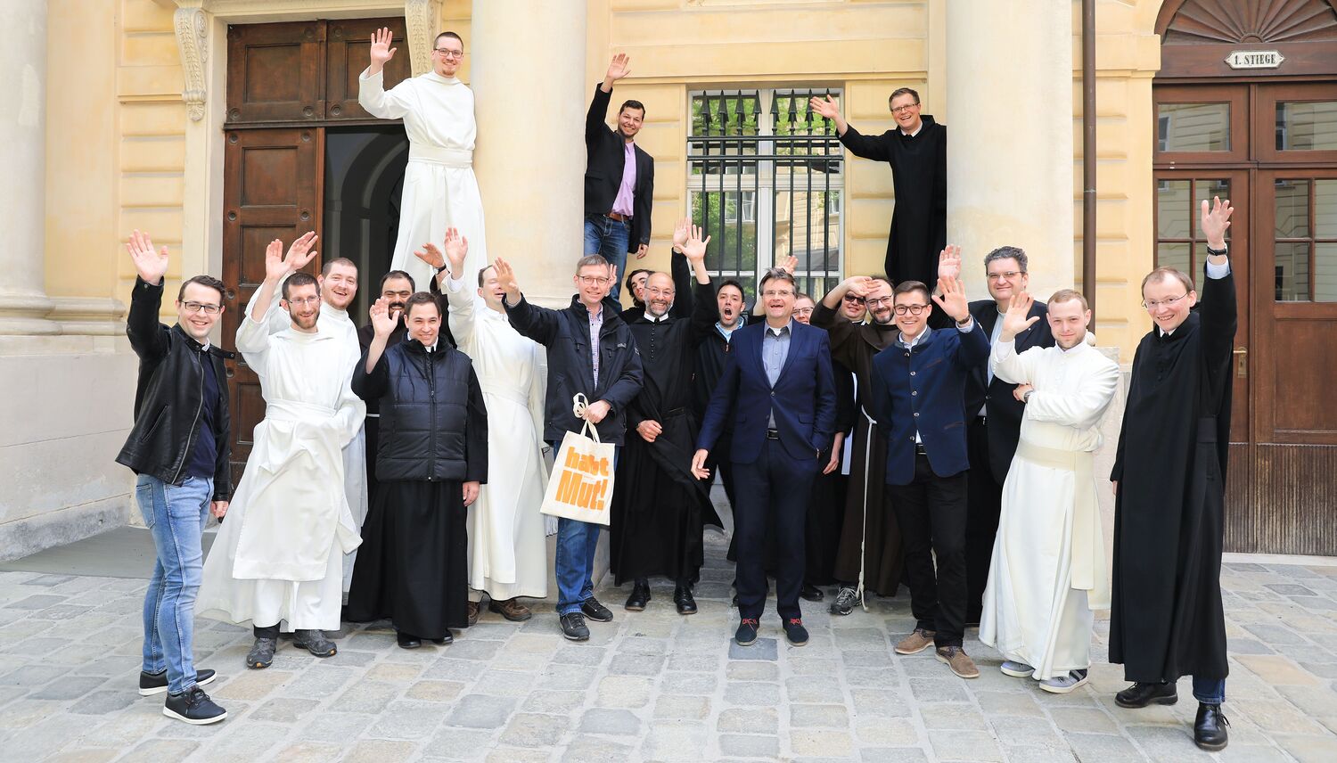 Novizenwoche in Wien / ÖOK/msb Das Bild zeigt Novizen in Wien