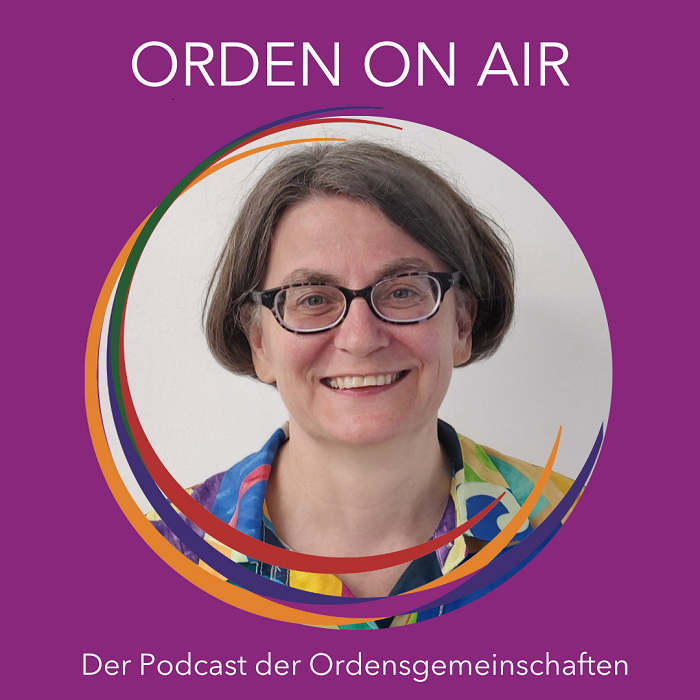 Sr. Karin Weiler lächelnd