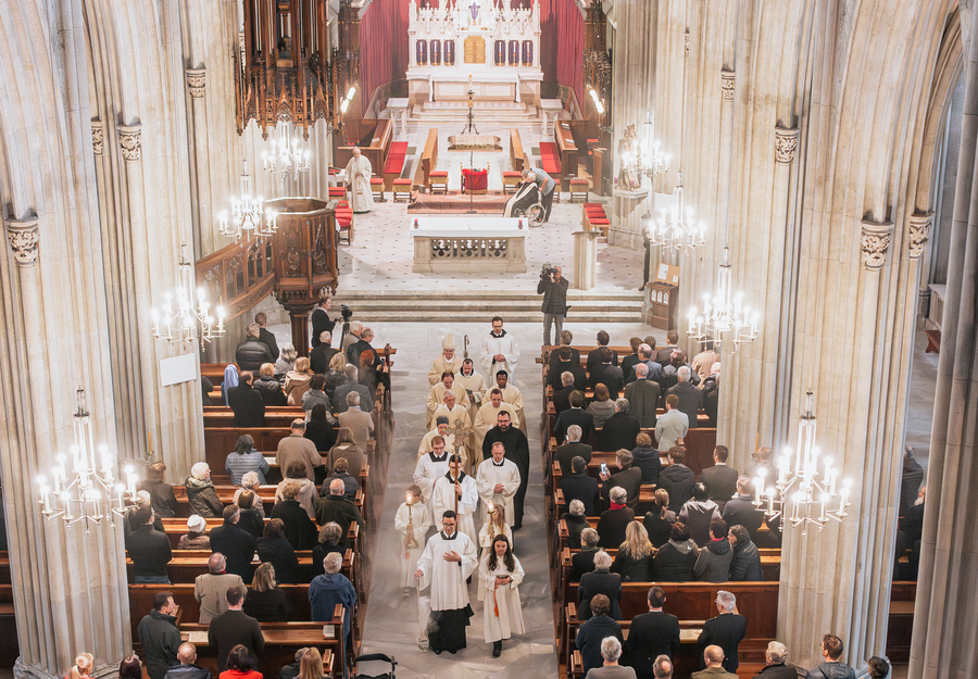 Am 19. März 2024 fand der Eröffnungsgottesdienst zum Jubiläumsjahr in der Stiftskirche statt. / bine photography Am 19. März 2024 fand der Eröffnungsgottesdienst zum Jubiläumsjahr in der Stiftskirche statt.