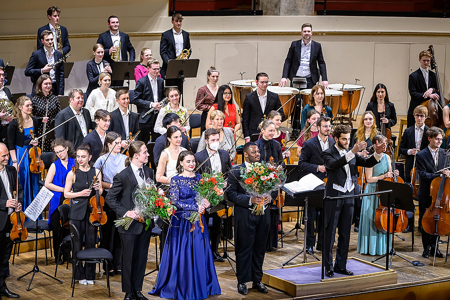 Am 5. März 2025 fand im Wiener Konzerthaus das diesjährige CS Benefizkonzert unter der musikalischen Leitung von Emmanuel Tjeknavorian statt.