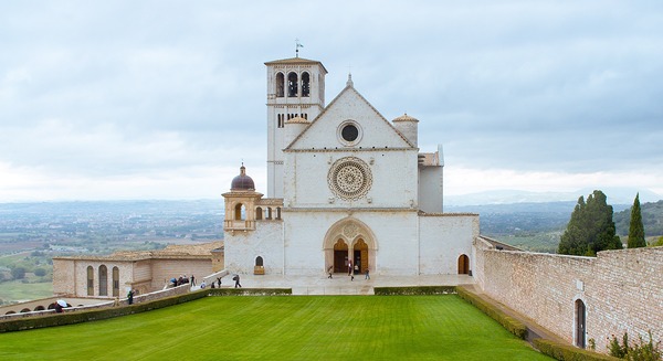 Assisi im Morgenlicht