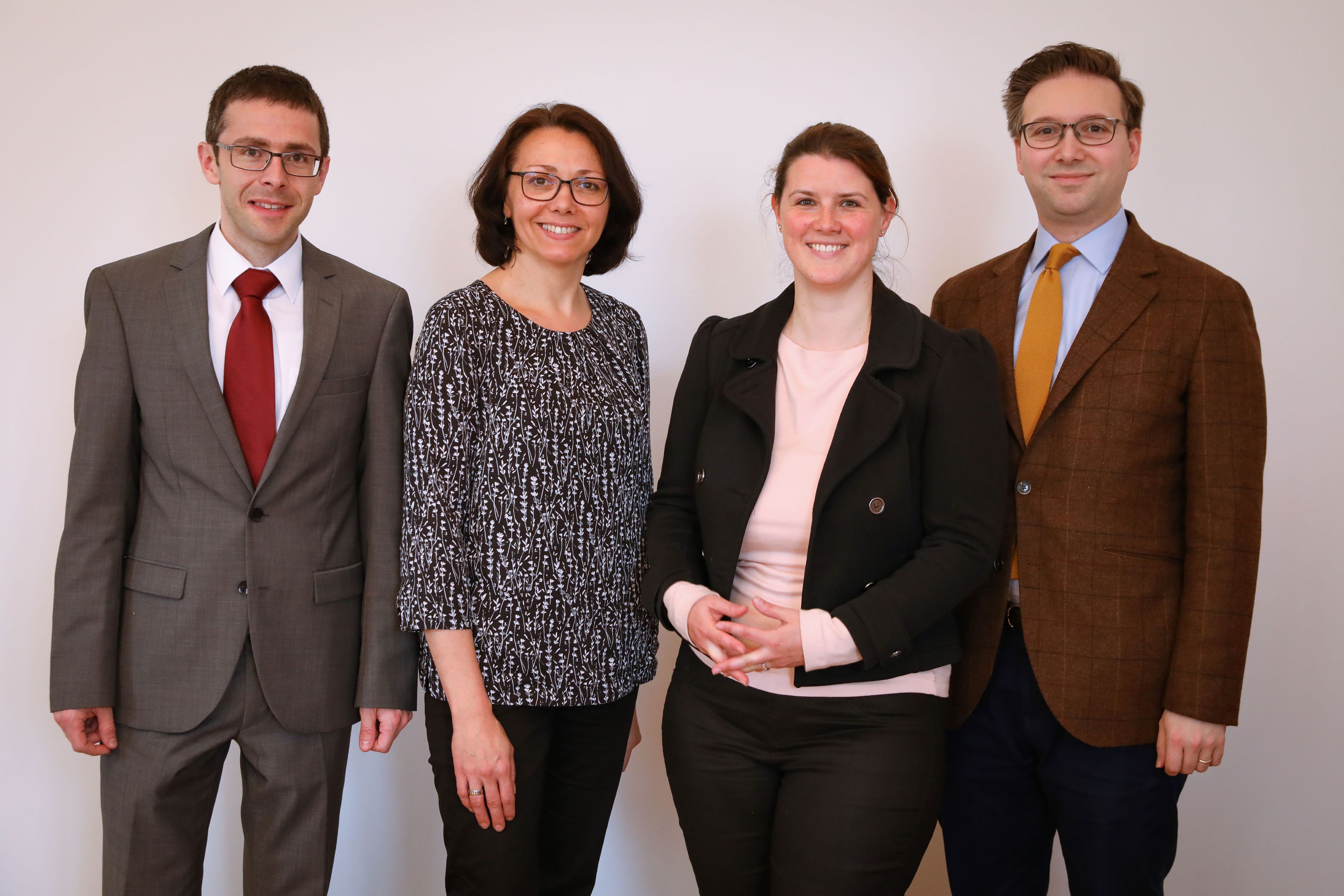 Redaktionsteam im Jahr 2019, von links nach rechts: Gerald Hirtner, Karin Mayer, Irene Kubiska-Scharl, Maximilian Alexander Trofaier © ÖOK
