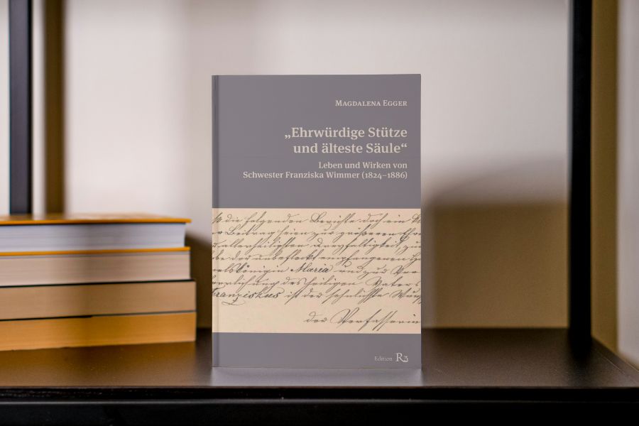 Das Buch „Ehrwürdige Stütze und älteste Säule“. – Leben und Wirken von Sr. Franziska Wimmer (1824-1886) von Magdalena Egger stellt das Leben von Sr. Franziska Wimmer in den Kontext des 19. Jahrhunderts. / Canva/Edition R3 Das Buch „Ehrwürdige Stütze und älteste Säule“. – Leben und Wirken von Sr. Franziska Wimmer (1824-1886) von Magdalena Egger stellt das Leben von Sr. Franziska Wimmer in den Kontext des 19. Jahrhunderts.