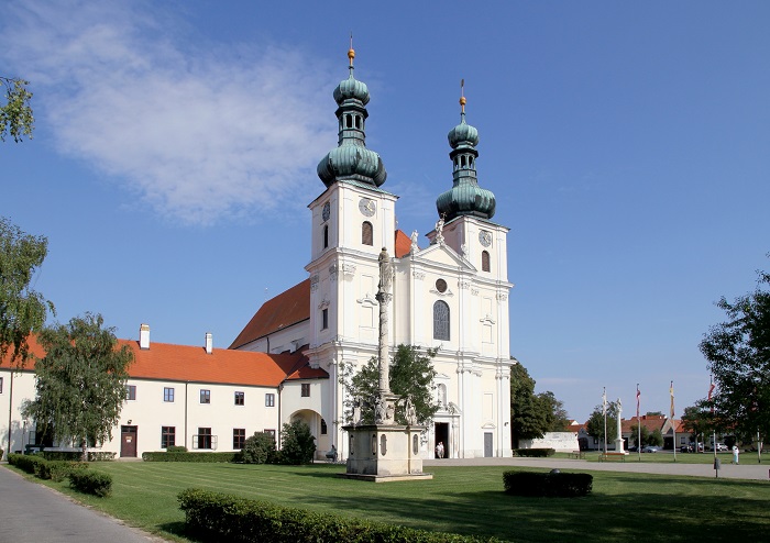 Kirchenplatz, B51, Frauenkirchen, Burgenland, ?sterreich