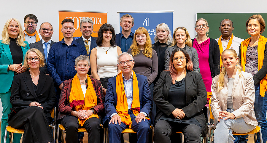 Die aktiv Beteiligten an der Veranstaltung der Initiative „Aktiv gegen Menschenhandel – aktiv für Menschenwürde“ am 18. Oktober 2024.