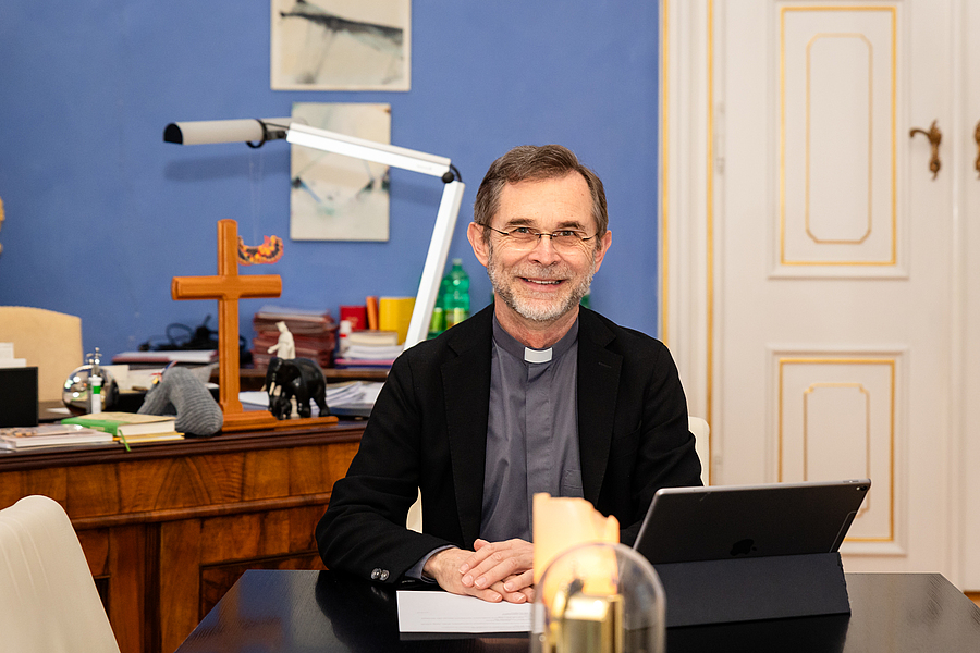 Josef Grünwidl wurde am 17. Oktober 2025 zum neuen Erzbischof von Wien ernannt. / Erzdiözese Wien/Stephan Schönlaub Josef Grünwidl wurde am 17. Oktober 2025 zum neuen Erzbischof von Wien ernannt.