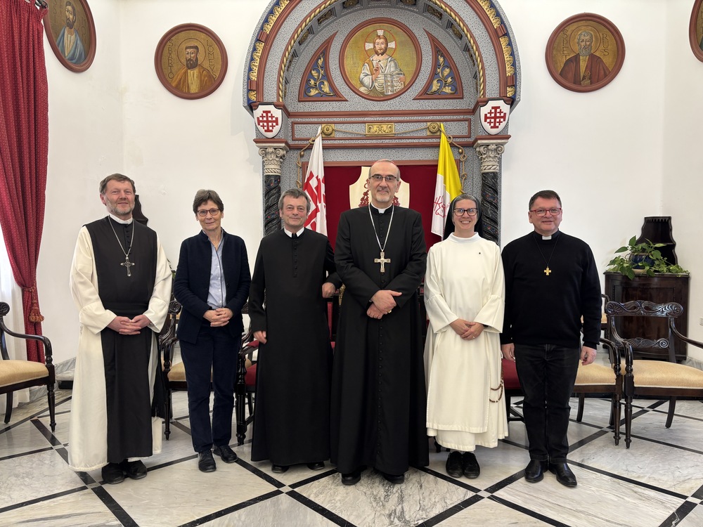 Delegation der ÖOK bei Kardinal Pierbattista Pizzaballa