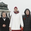 Hand in Handgegen Angst und GewaltFrauen für Vertrauen, Dialog und Gerechtigkeit