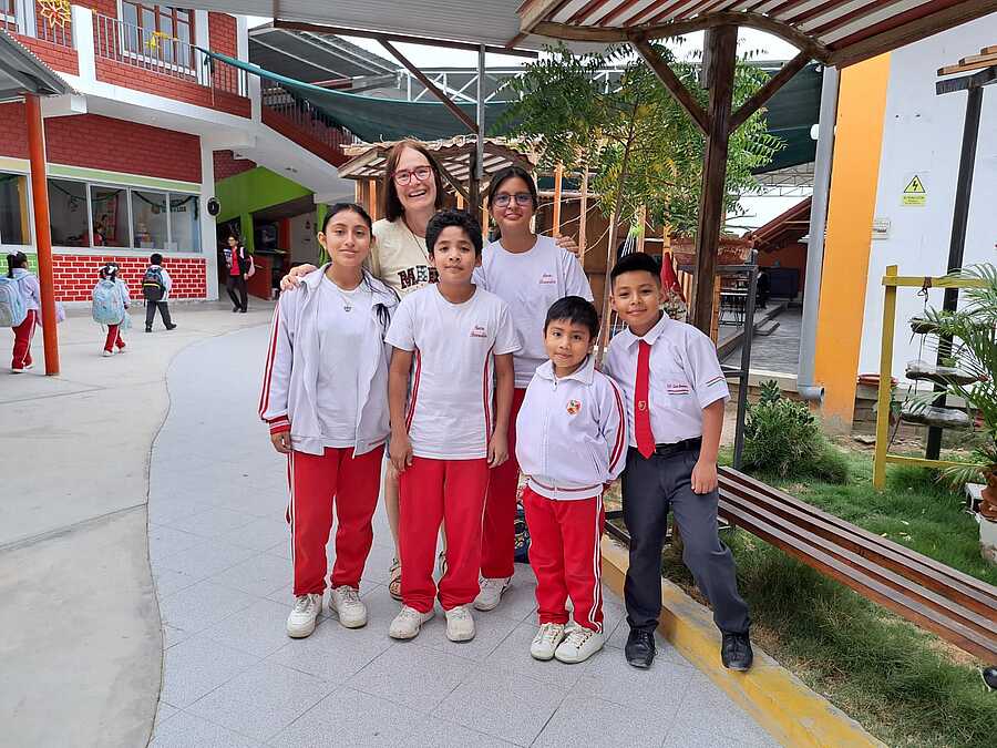 Kurz vor Weihnachten ruft Sr. Karina Beneder dazu auf, Patenschaften für ihre Schüler:innen in Peru zu übernehmen.